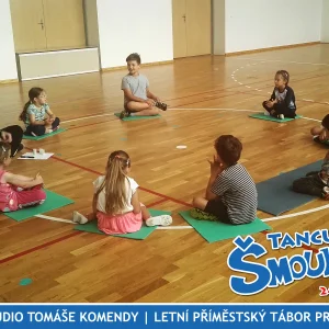Tancuj jako Šmoulové 2017